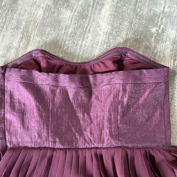 JACOB STRAPLESS PLEATED DRESS - Picture 9 of 12